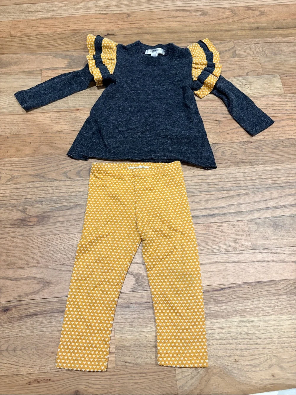 Baby girl grey and gold long sleeve shirt and leggings outfit